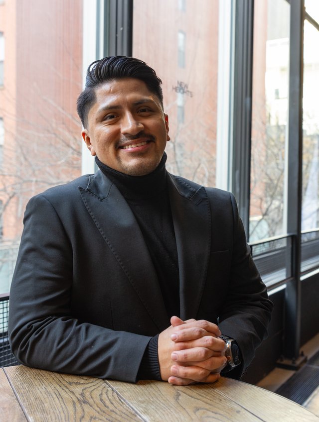 Walter Jara, Sales Manager